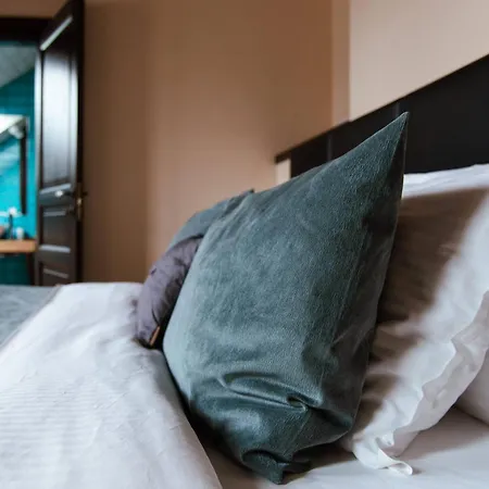 Merchant Signature - By Hello Sea Homes 4*