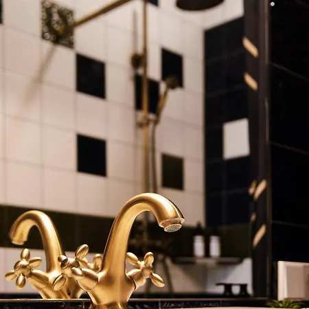 Merchant Signature - By Hello Sea Homes Klaipeda