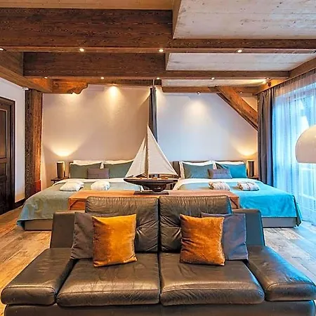 Merchant Signature - By Hello Sea Homes 4*
