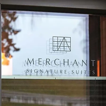 Aparthotel Merchant Signature - By Hello Sea Homes 4*