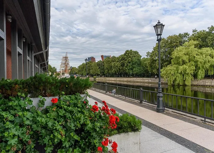 Merchant Signature - By Hello Sea Homes