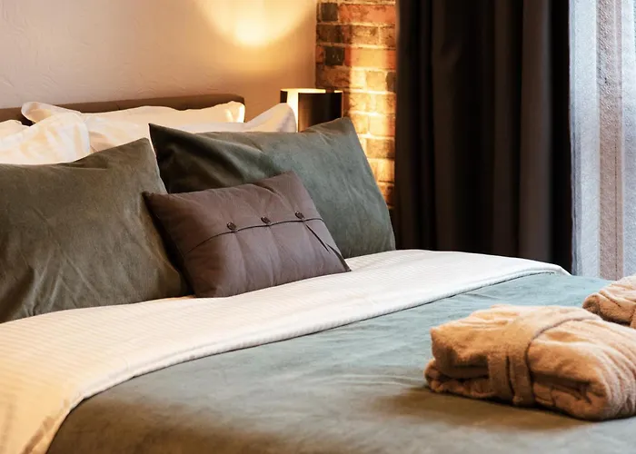 Merchant Signature - By Hello Sea Homes